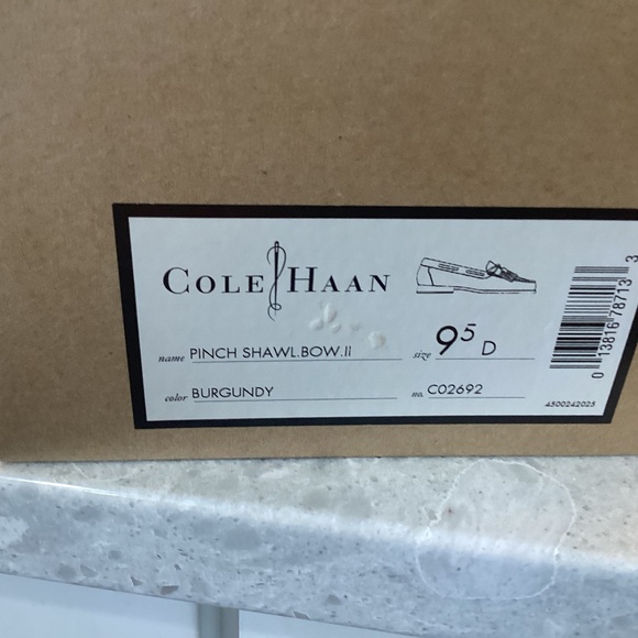 Cole Haan size 9 1/2  burgundy - Picture 1 of 3